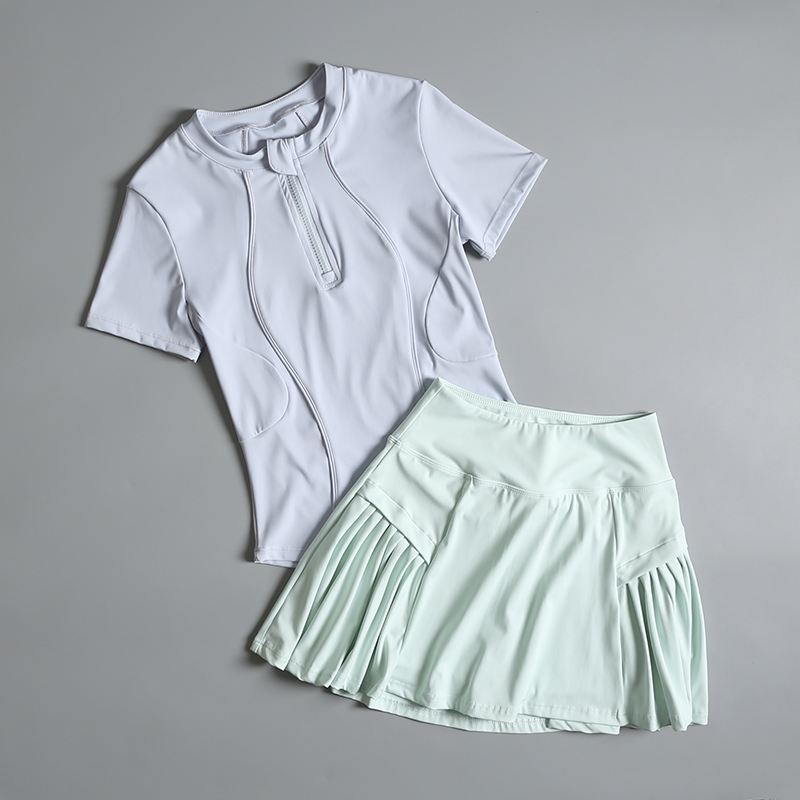 Running sports suit for women  - Badminton Field 评论和价格